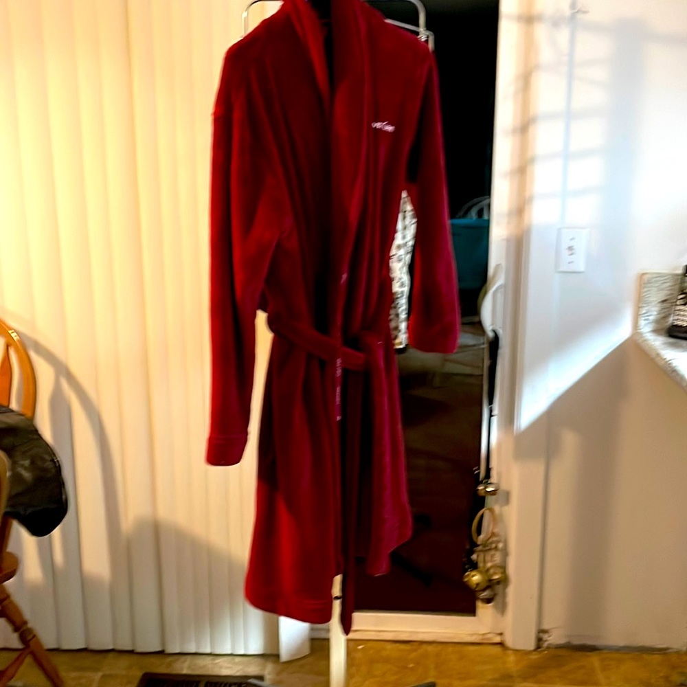 Calvin Klein size small plush soft cosy deep red robe